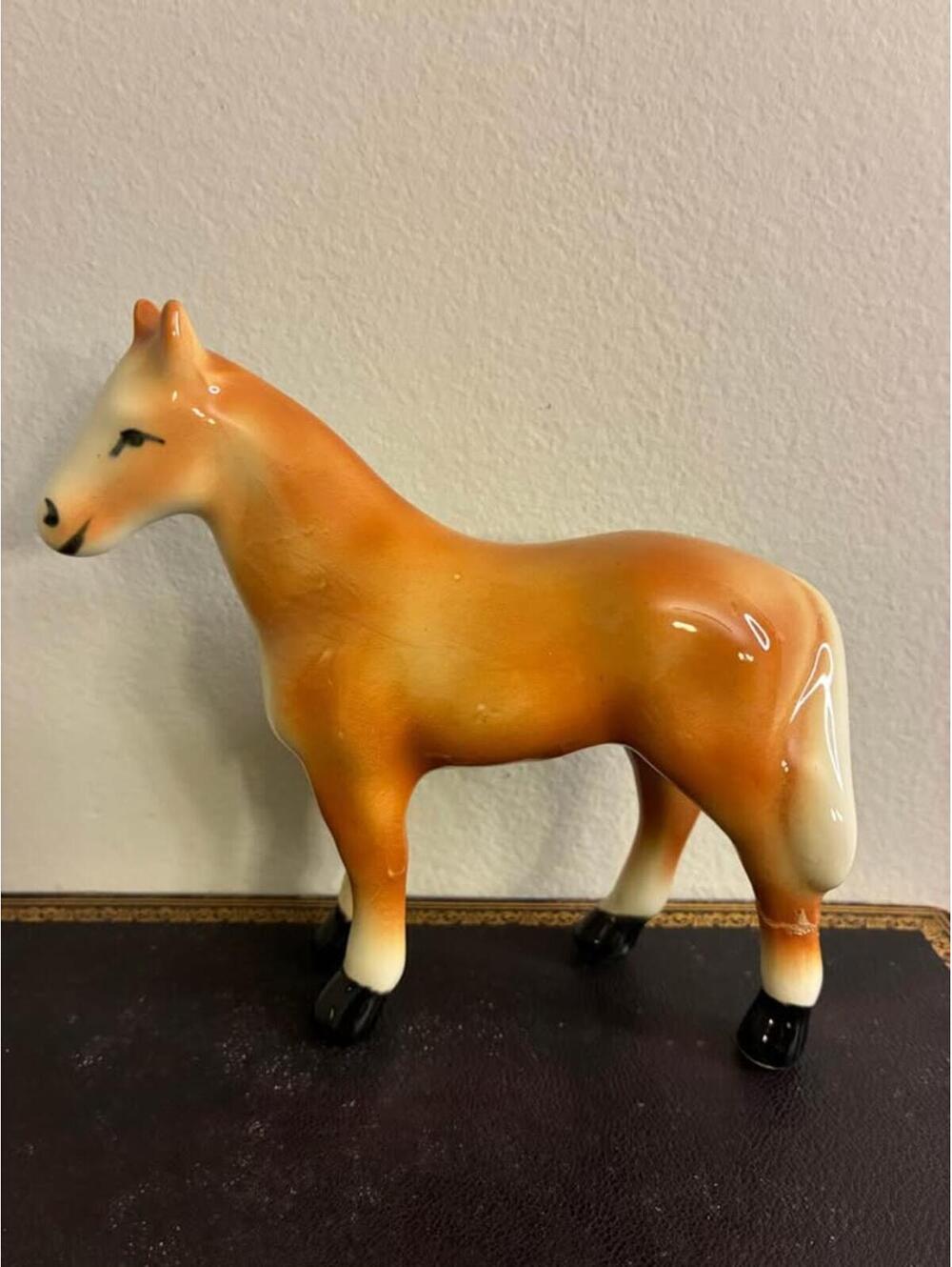 Vintage Palomino Horse Figurine – Mid Century Porcelain Horse Statue, Western